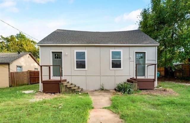 922 W Pecan Street - 922 West Pecan Street, Sherman, TX 75092