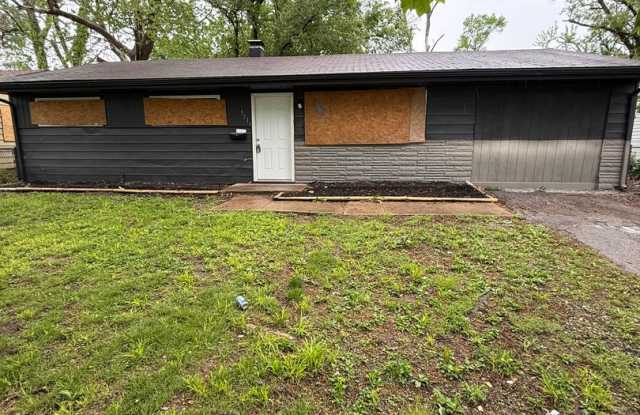 **LIMITED TIME**1/2 OFF SECURITY DEPOSIT**