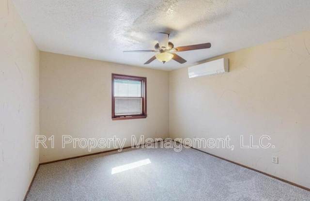 501 Calle del la Angel