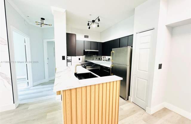 11637 W ATLANTIC BLVD