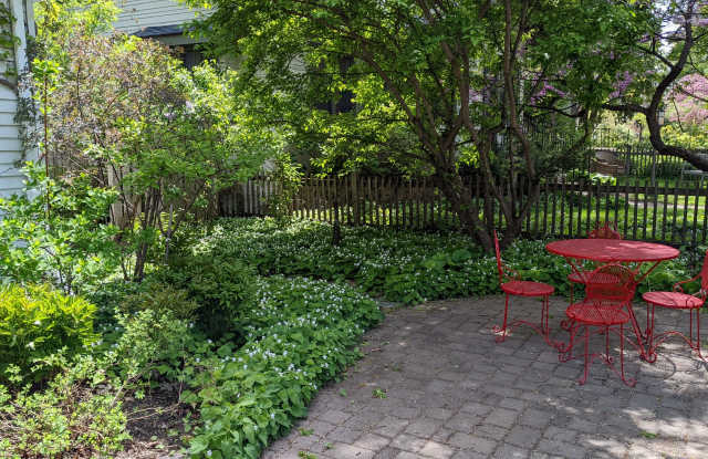 4311 Garfield Avenue