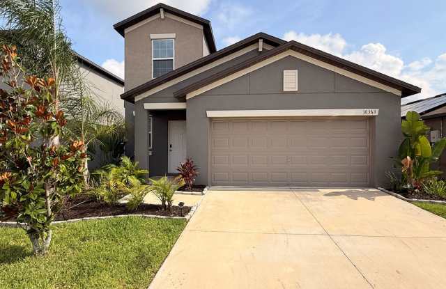5 Bedroom / 2.5 Bath House