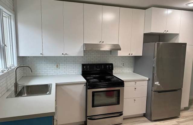 7231 Oak Ridge Pl # BGH675HN