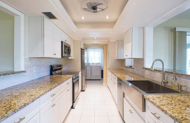 Stunning 3-beds, 2-baths with Direct Gulf access in North fort myers