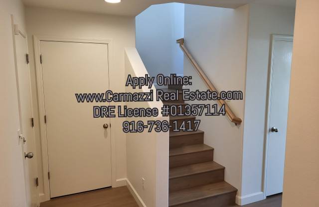 3920 East Commerce Way