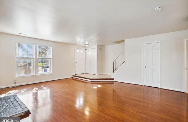 13164 MUSICMASTER DR #144