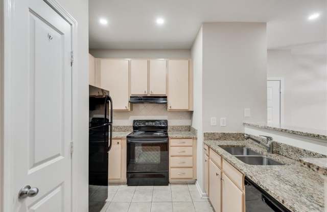 821 Ralph Mcgill Boulevard NE