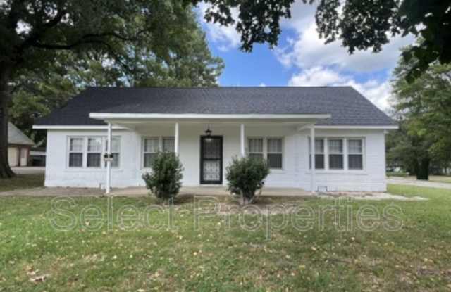 Photo of 1600 Nettleton