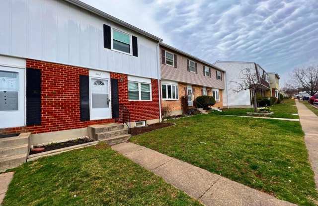 Photo of Beautiful 2bd 1.5bth townhome in Elvaton Towne Condo Community