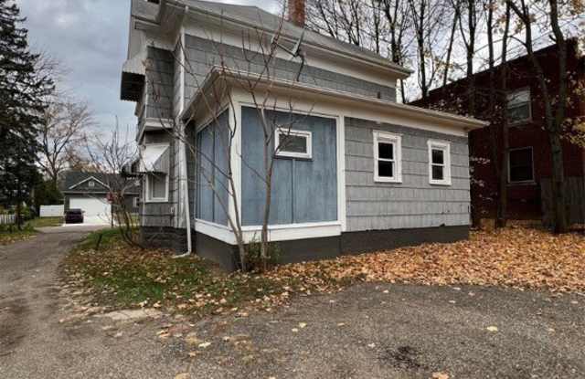 1328 Logan Avenue NW unit: 1