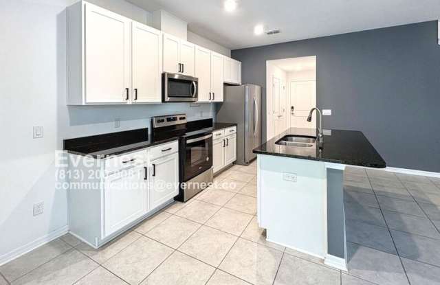 1008 Rose Blossom Ct