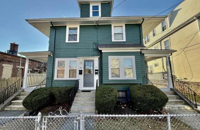 19 Pierce St unit: 19