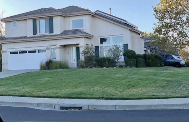 51 Antelope Ct