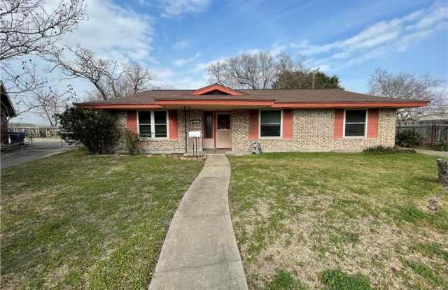 103 Blanco Dr - 103 Blanco Drive, Portland, TX 78374