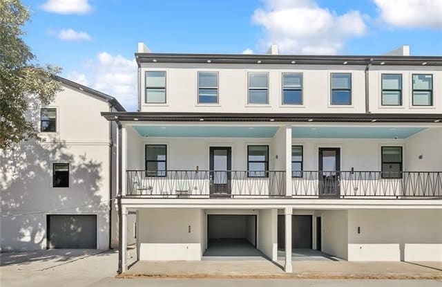 1725 ST. ANDREW Street - 1725 Saint Andrew Street, New Orleans, LA 70113