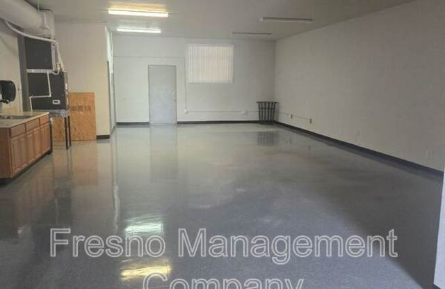 1302 N. Wishon Ave.