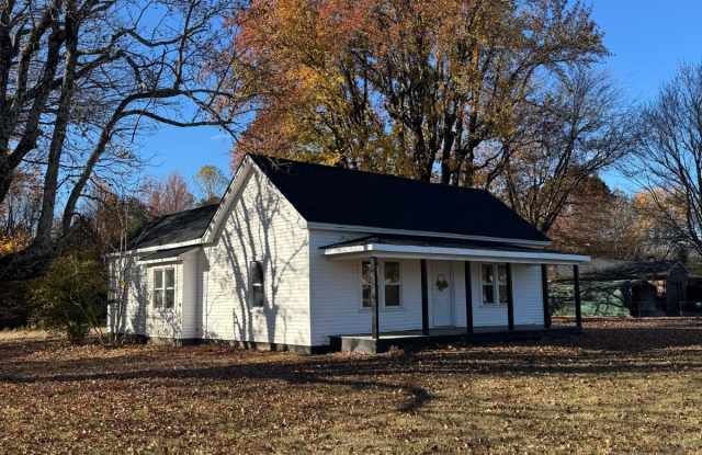 Photo of 7723 Turnpike Road