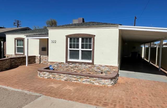 Lovely remodeled home in prime Central Phoenix location - 322 East Whitton Avenue, Phoenix, AZ 85012