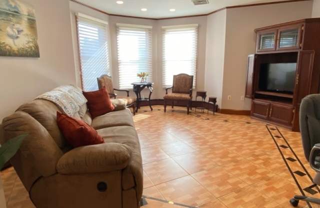 247 Montclair