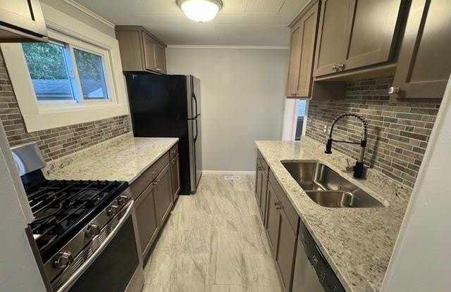 420 W Browning Avenue