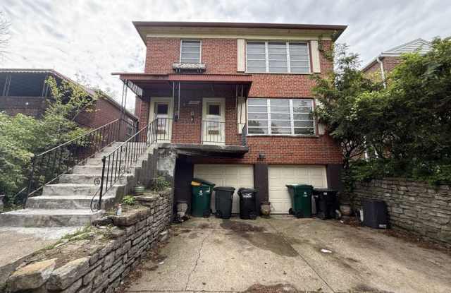 1111 Elm Park Dr