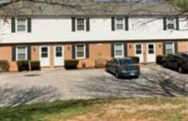 2227 Bailey AVE - 2227 Bailey Avenue, Salem, VA 24153