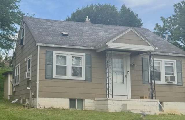 Charming 3 bedroom, fully furnished apartment