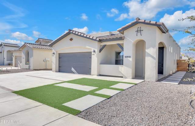 10613 HIDDEN PALM Place