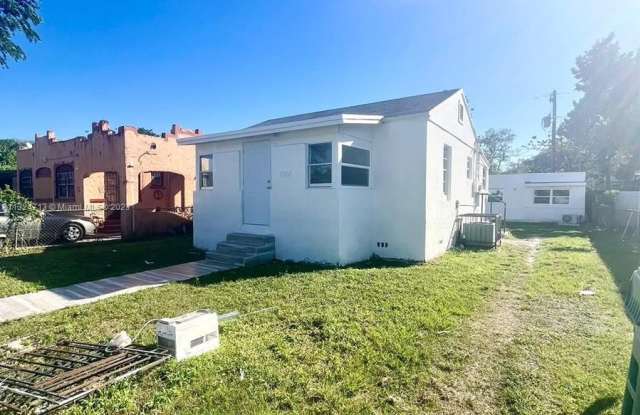 1960 NW 49 ST - 1960 Northwest 49th Street, Brownsville, FL 33142