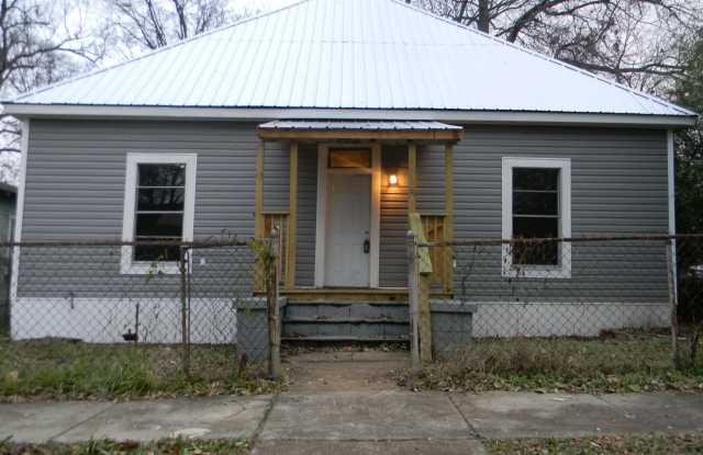 1019 Appalachee Street