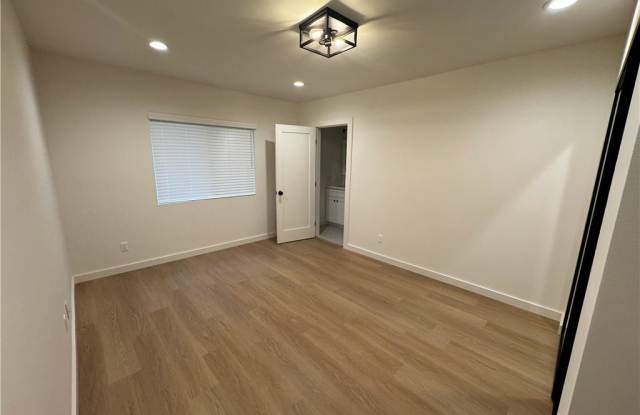 15234 Kingsbury Street