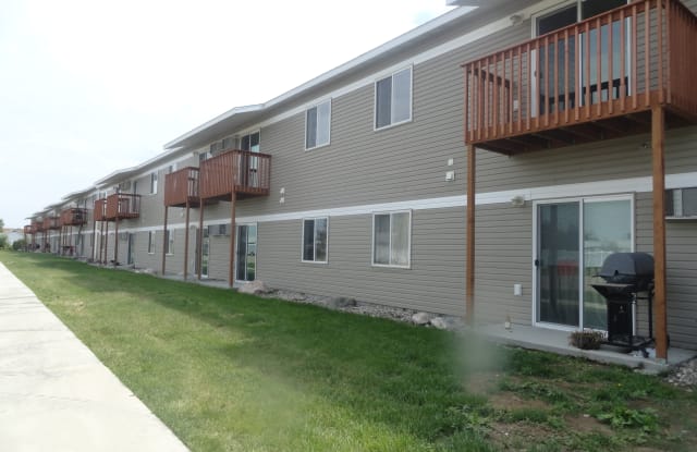 1309 11th St W Apt 204 - 1309 11th Street West, Williston, ND 58801