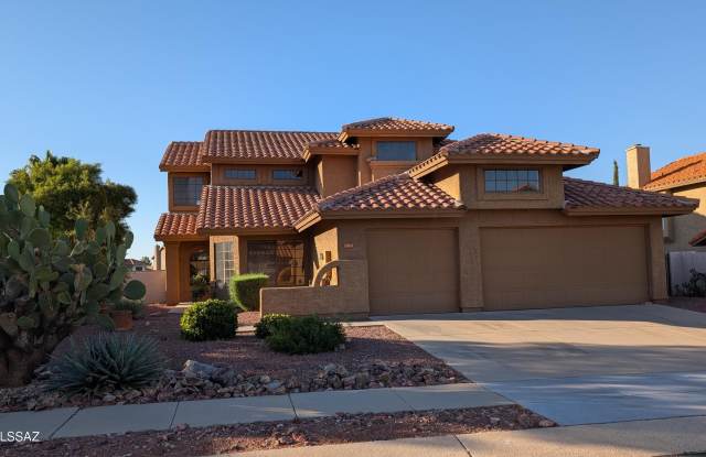 1061 W Antelope Creek Way