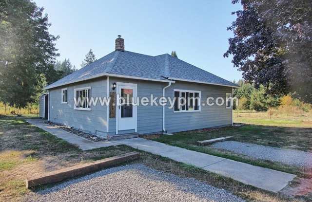 Photo of 3 Bed, 1.5 Baths Home in Yacolt