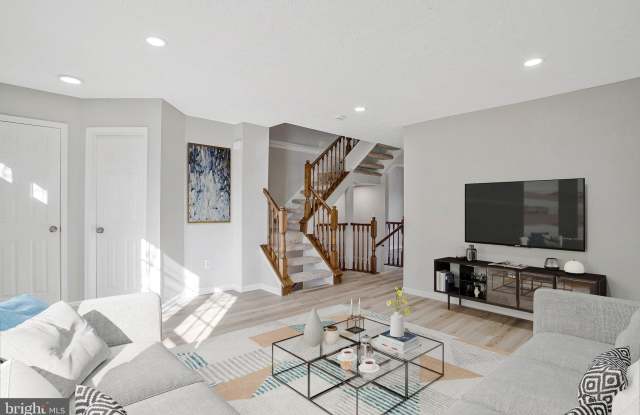 8263 BERRYFIELD Drive