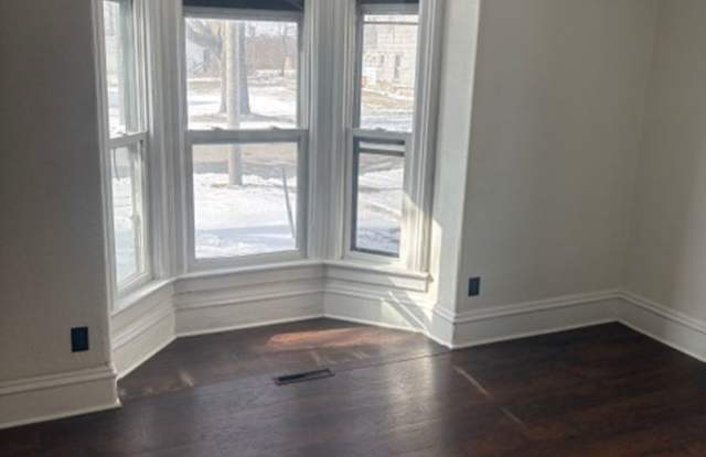 Two Bedroom Apartment in Waterloo, IA