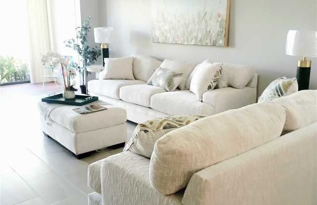 6191 TIMBER LAKE DRIVE