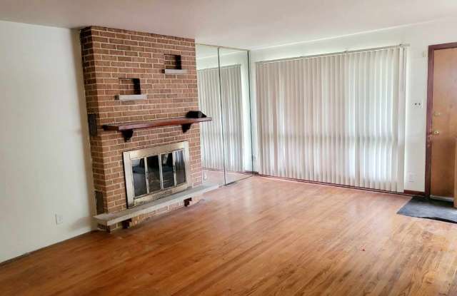 15041 Cottage Grove Avenue