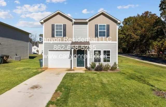 213 Pleasant Willow Pl