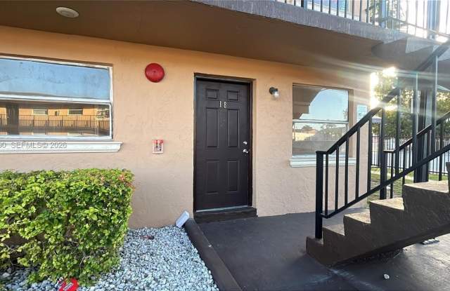 Photo of 5461 W 24th Ave