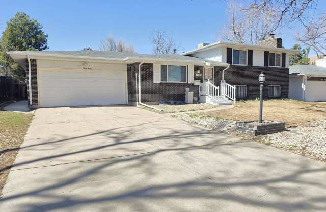 1533 South Jamaica Street