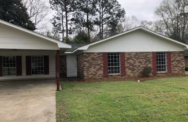 3024 Longwood Drive - 3024 Longwood Drive, Jackson, MS 39212