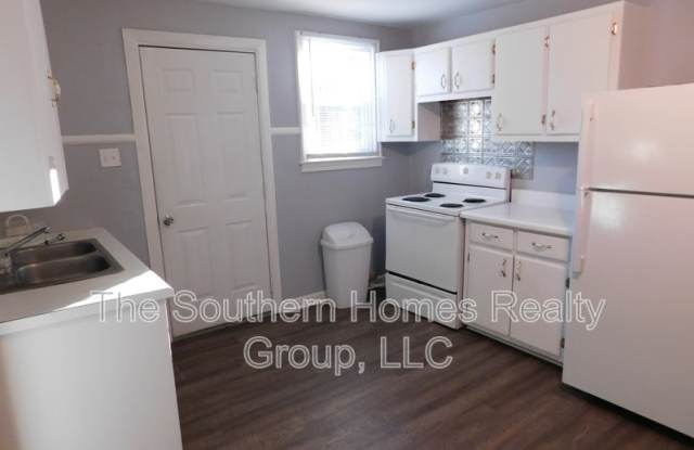 1113 Knoxville Avenue - 1