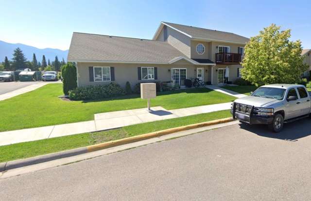 3 bed 2 bath Condo for Rent in Columbia Falls, MT. $2,100/month