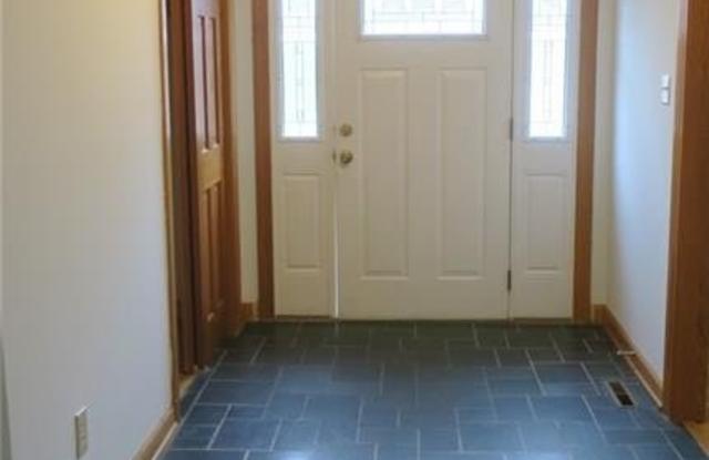 146 Ridgewood Parkway