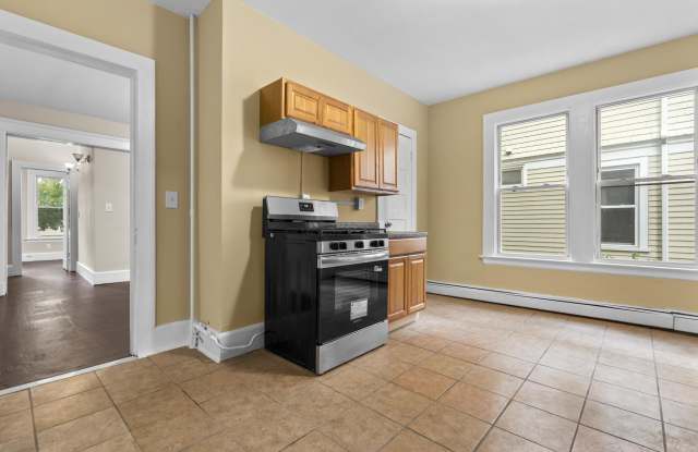 260 Orchard Street - 1st flr