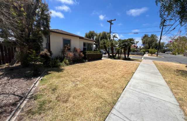 Photo of LOCATION LOCATION LOCATION!!! 5th  I St, Large House, 2Bdrm+Den+2 car Garage