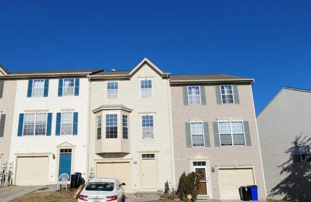 6833 SANCTUARY COURT