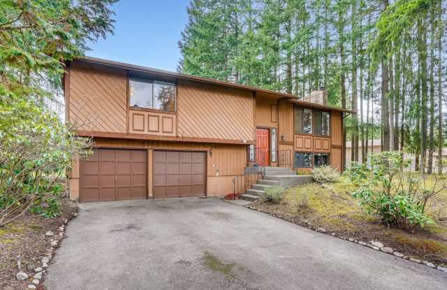 Photo of Tour Today, Move-In December 4th! Beautiful Upgraded Massive 4BR/3BA Home On One Acre Lot!!!