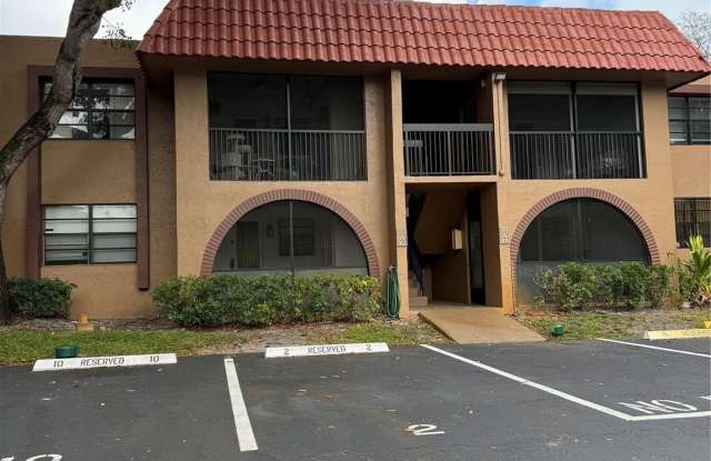 8601 NW 34th Place